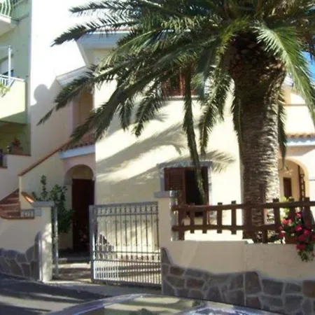 شقة Casa In Riva Al Mare كالا غونوني
